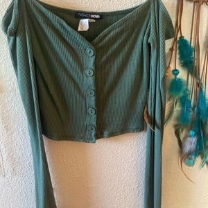 Fashion nova SMALL green cropped long sleeve